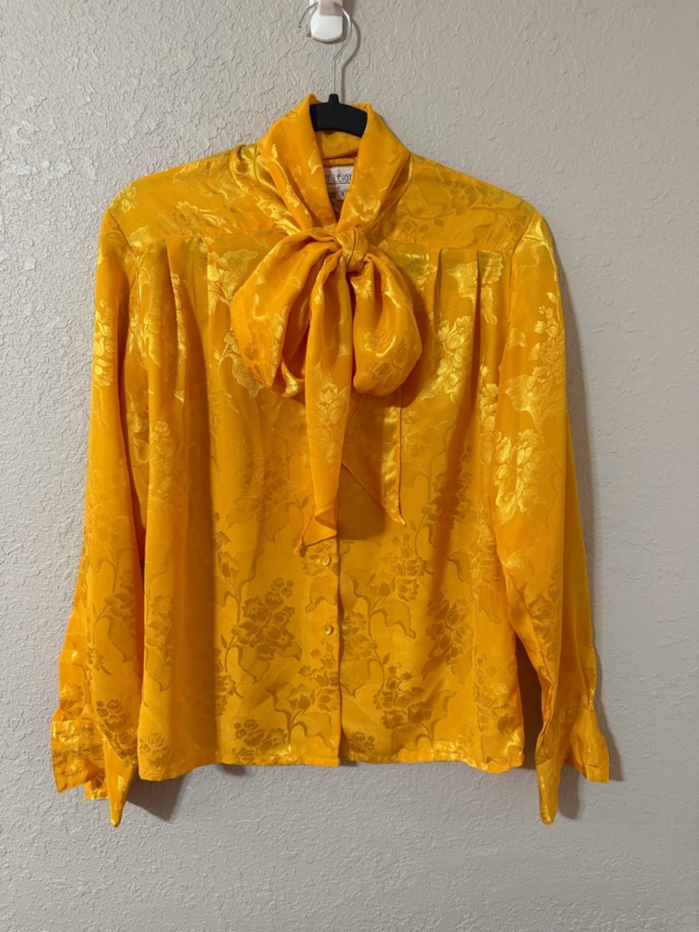 Vintage Sunny Leigh Golden Yellow Floral Jacquard Pussybow Blouse